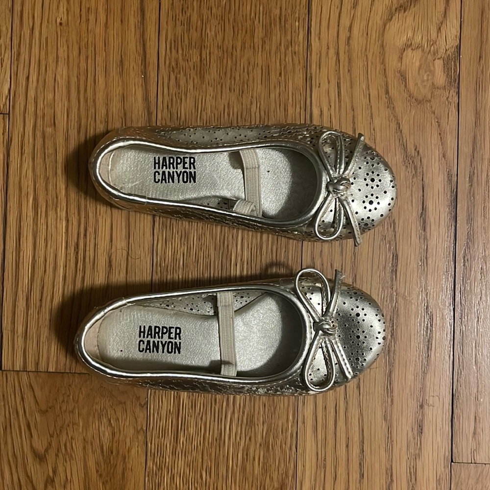 Harper Canyon Metallic Gold Girls Dress Flats